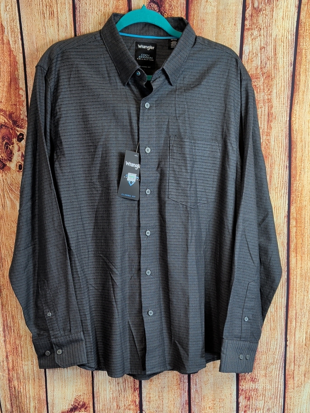NWT Wrangler Large Mens Western Shirt L Cody Johnson Grey Button Front